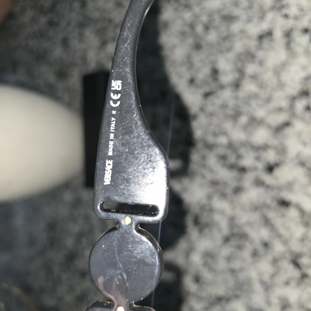 Versace Elegant Black Sunglasses - Picture 3 of 4